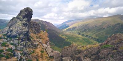Howizter Helm Crag