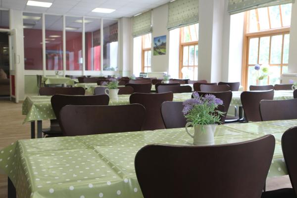 YHA Osmotherley dining room