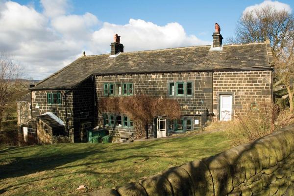 YHA Mankinholes Exterior