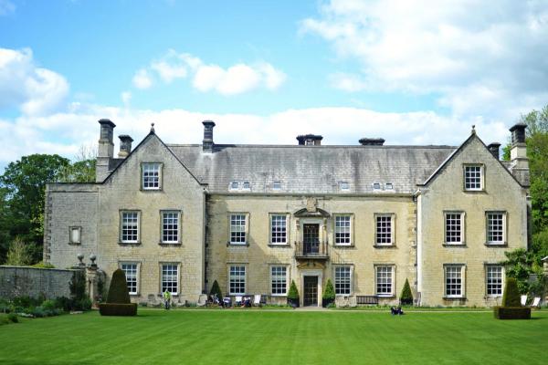 Nunnington Hall house frontage in North Yorkshire