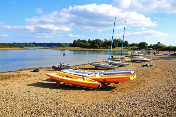 Carsington Water, with sail boats and other boats on shore