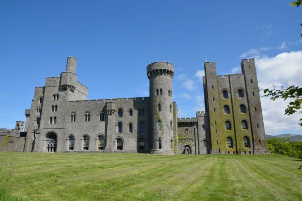 Penrhyn Castle