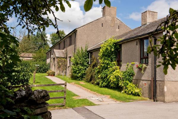 YHA Malham exterior