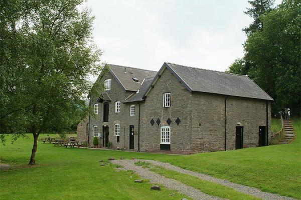 YHA Clun Mill exterior