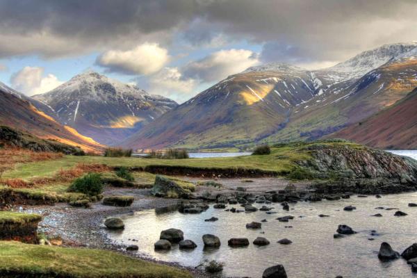 Wastwater in the Lake District on a cloudy day