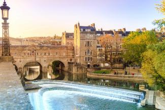 View of Pulteney bridge in Bath