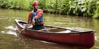 YHA Edale canoeing