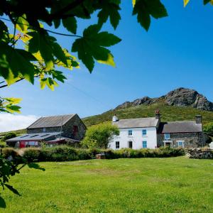 YHA St Davids Exterior