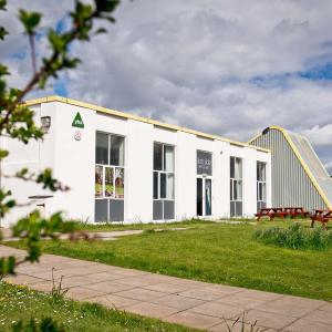 YHA Manorbier exterior