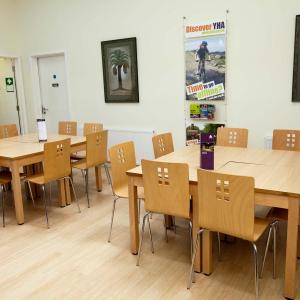 YHA Eastbourne dining room 