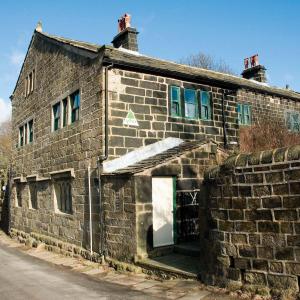 YHA Mankinholes Exterior