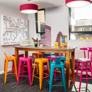 YHA London Oxford Street Seating