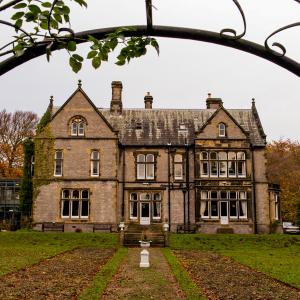 YHA Castleton exterior