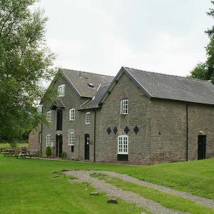 YHA Clun Mill exterior