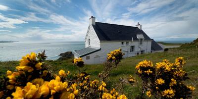 YHA Pwll Deri exterior