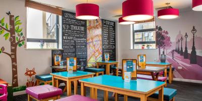 YHA London Oxford Street Dining Area