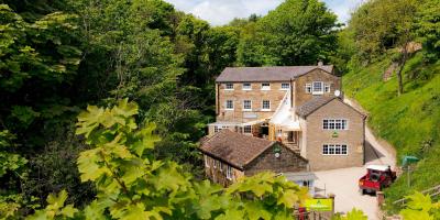 YHA Boggle Hole exterior