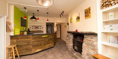 YHA Brecon Beacons reception