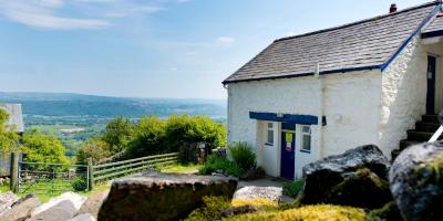 YHA Rowen exterior