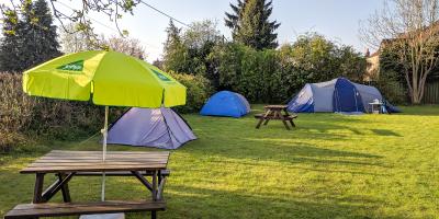Camping area in the grounds of YHA Helmsley Camping area