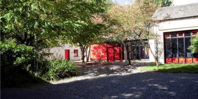 YHA Hawkshead courtyard