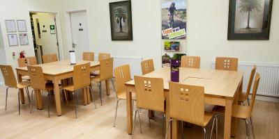 YHA Eastbourne dining room 