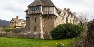 Stokesay Castle