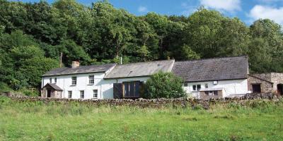 YHA Brecon Beacons Danywenallt view