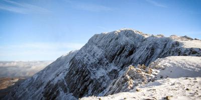 YHA Kings surrounding areas in the snow