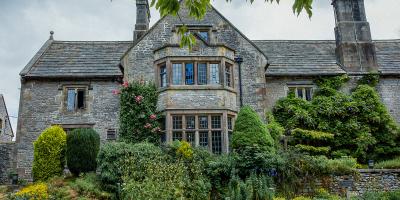 YHA Hartington Hall exterior