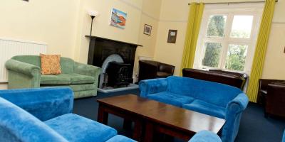 YHA Coniston Holly How Lounge Image