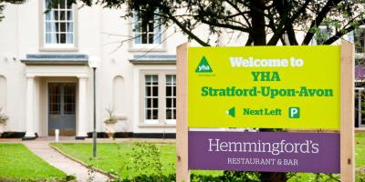 YHA Stratford External Image