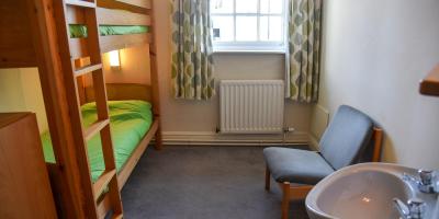 YHA Ingleton bedroom with bunk beds