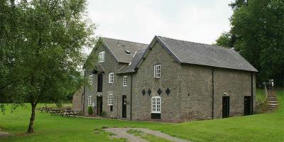 YHA Clun Mill exterior