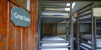 YHA Black Sail bedroom with bunk beds