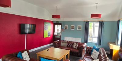 YHA Malham lounge area