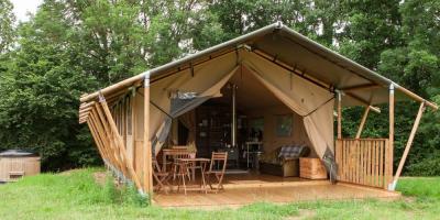 Safari tent