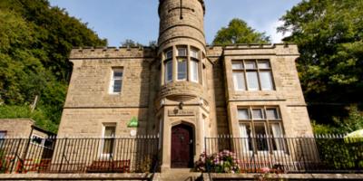 YHA Eyam exterior