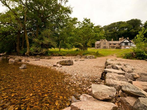 YHA Wasdale Hall Exterior