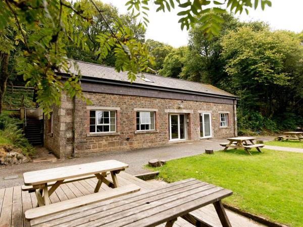 YHA Okehampton Bracken Tor lodge