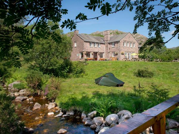 YHA Eskdale distant view