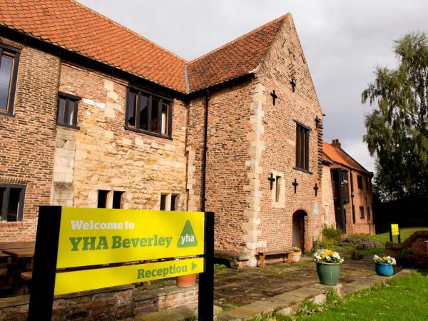 YHA Beverley Friary exterior