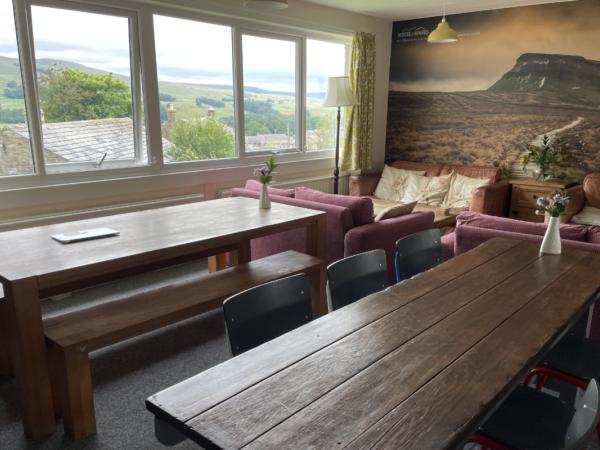 YHA Hawes lounge 