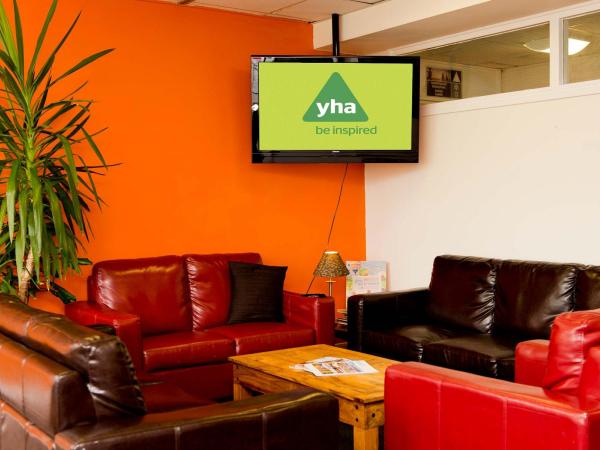 YHA Conwy lounge