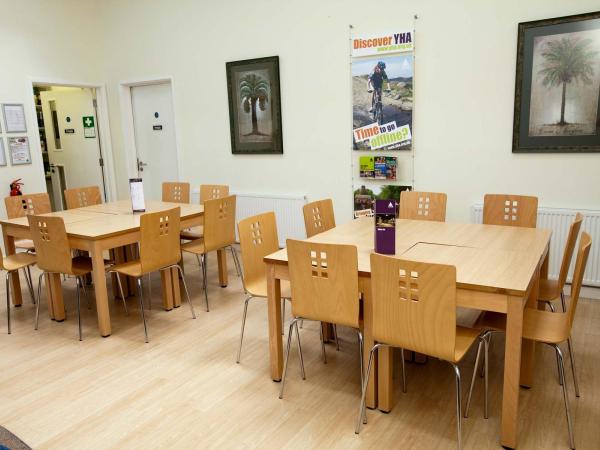 YHA Eastbourne dining room 