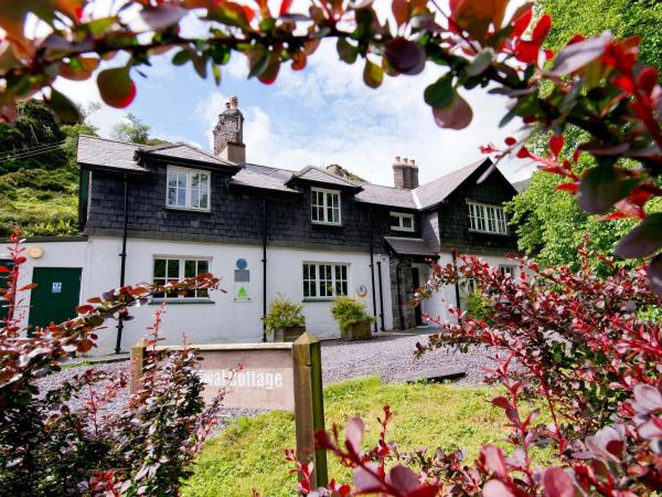 YHA Idwal Cottage exterior