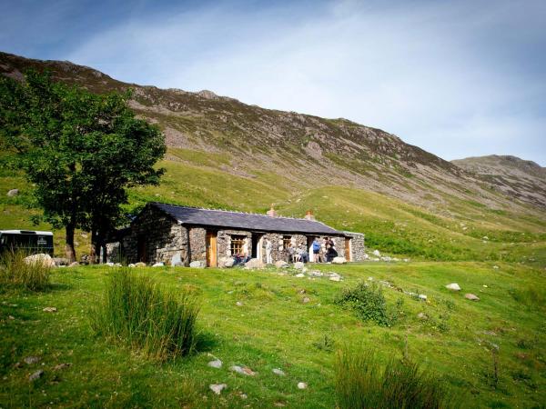 YHA Black Sail exterior