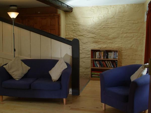 YHA Clun Mill lounge