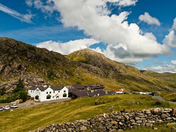 YHA Snowdon Pen-y-Pass exterior