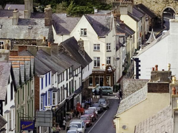 Aberconwy House (in centre, last before junction)